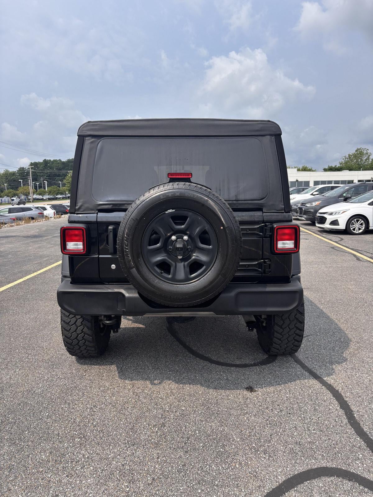 2023 Jeep Wrangler 4-Door Sport 4x4
