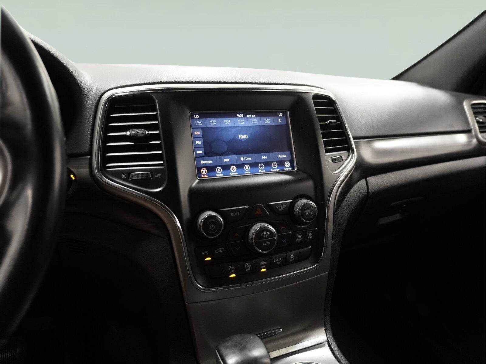 2020 Jeep Grand Cherokee Laredo E 4x4