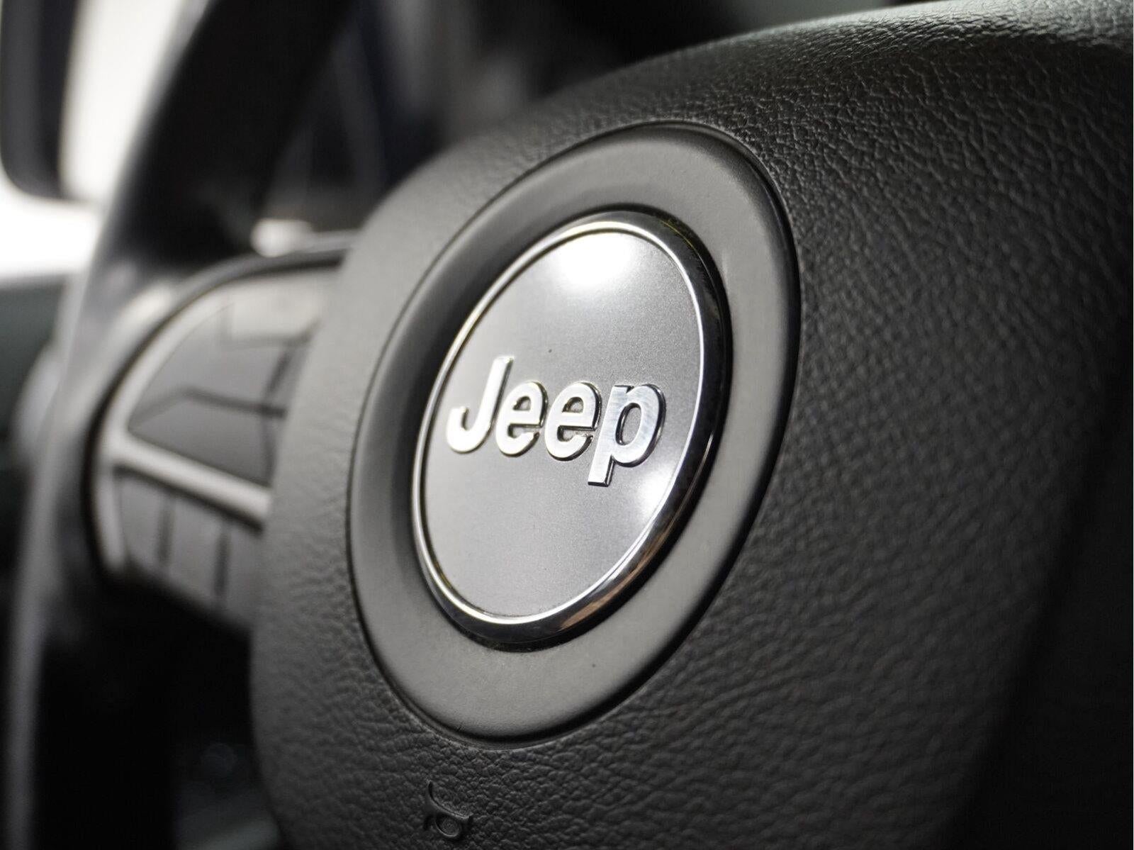 2020 Jeep Grand Cherokee Laredo E 4x4
