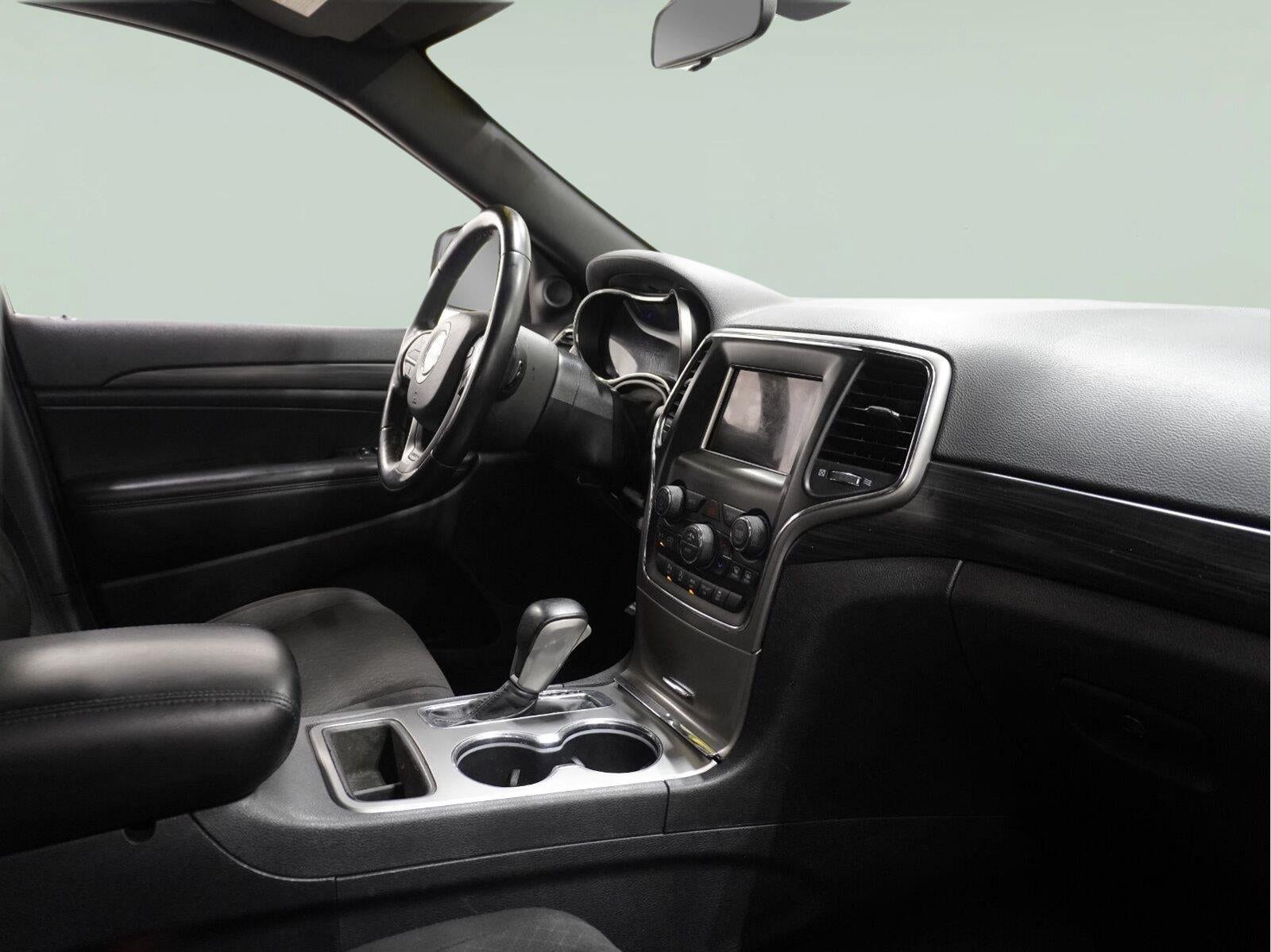 2020 Jeep Grand Cherokee Laredo E 4x4