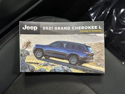 2021 Jeep Grand Cherokee L Laredo 4x4
