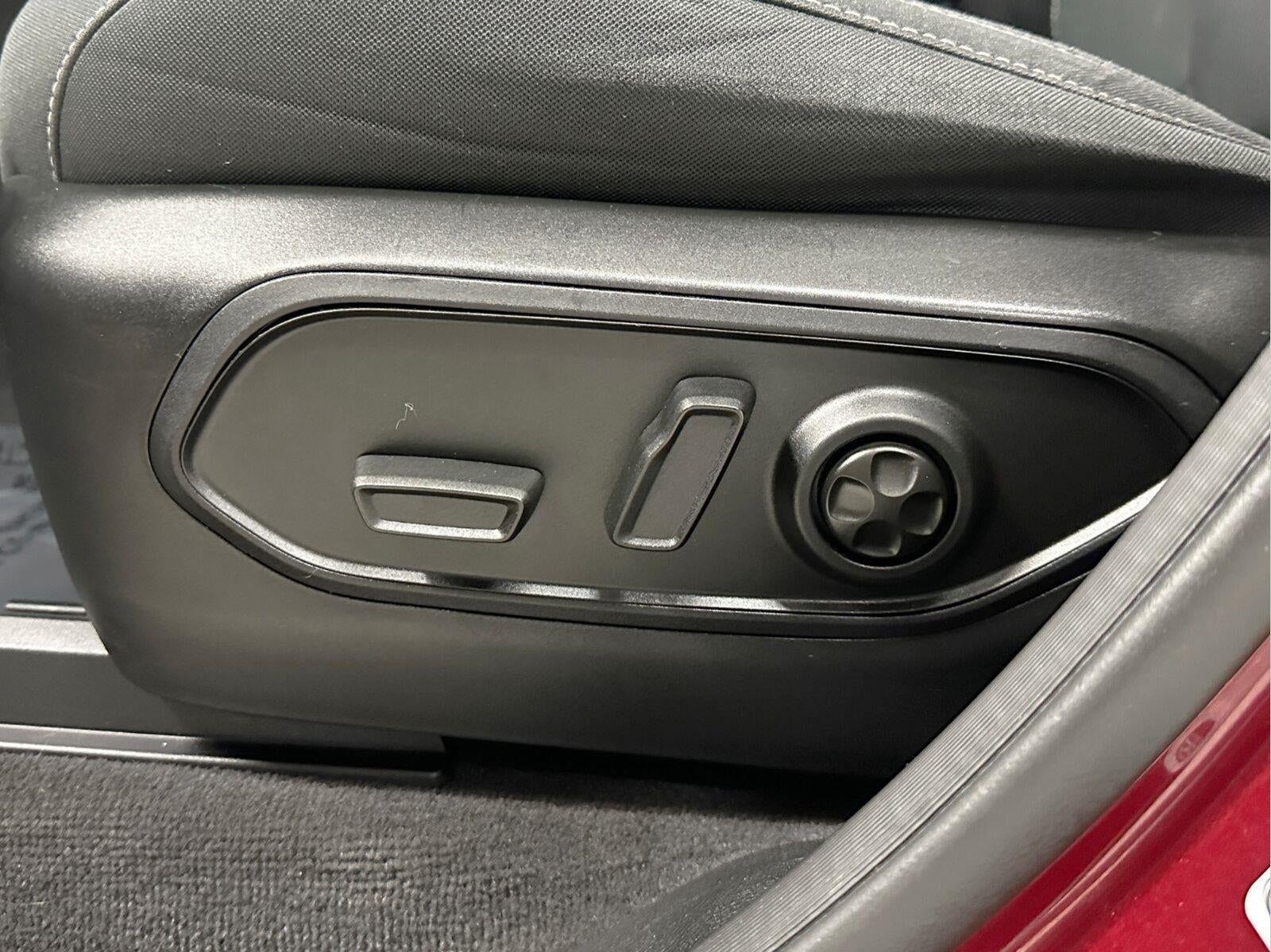 2021 Jeep Grand Cherokee L Laredo 4x4