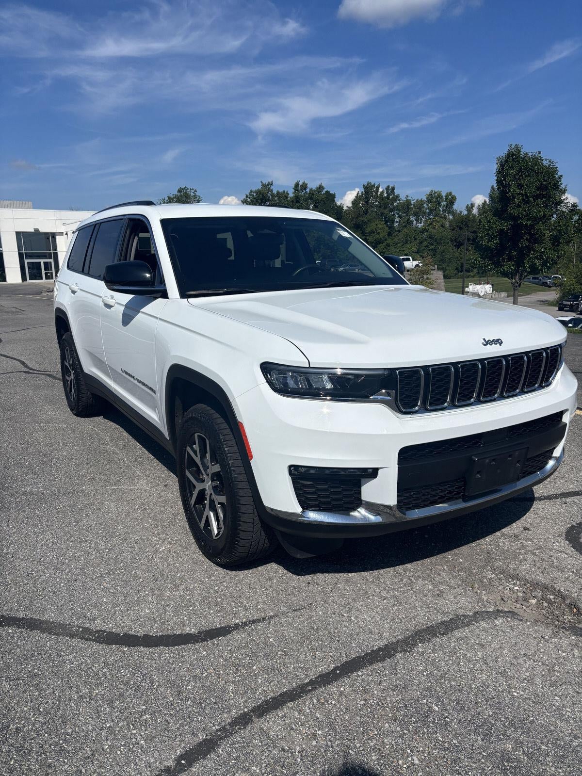 2023 Jeep Grand Cherokee L Limited 4x4