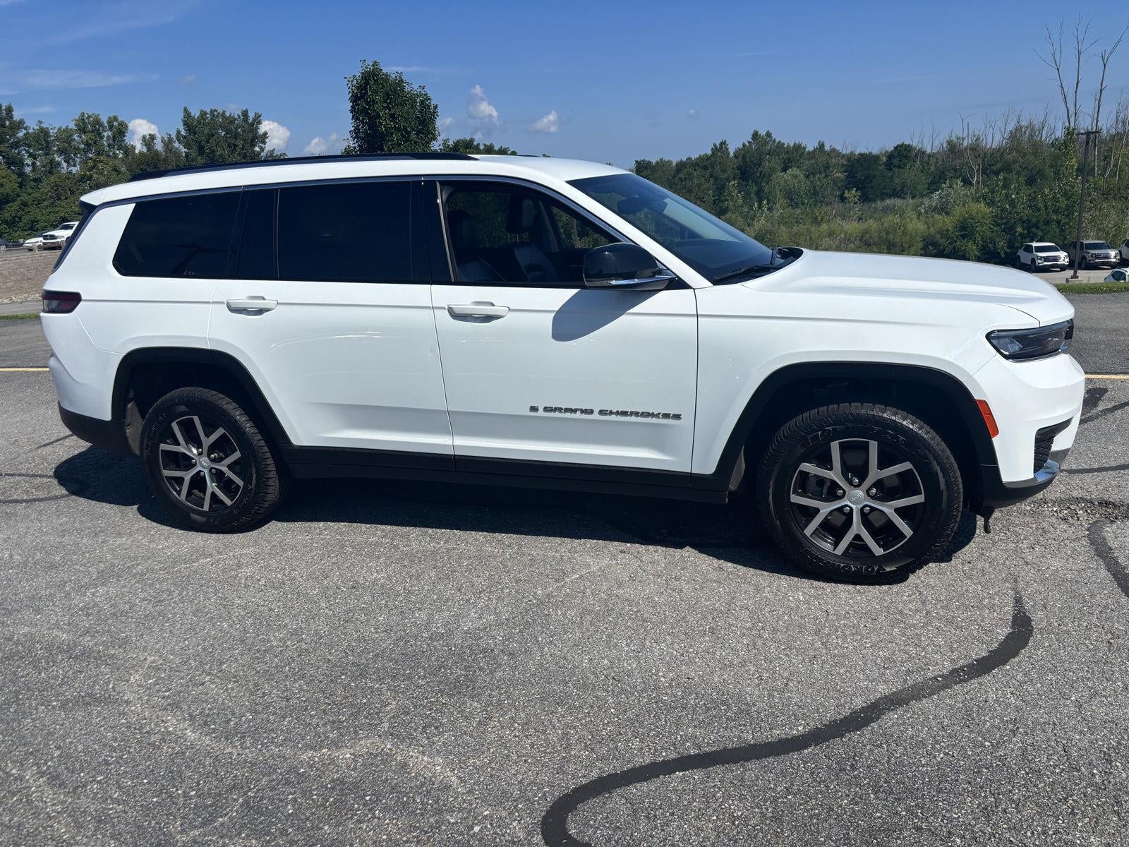 2023 Jeep Grand Cherokee L Limited 4x4