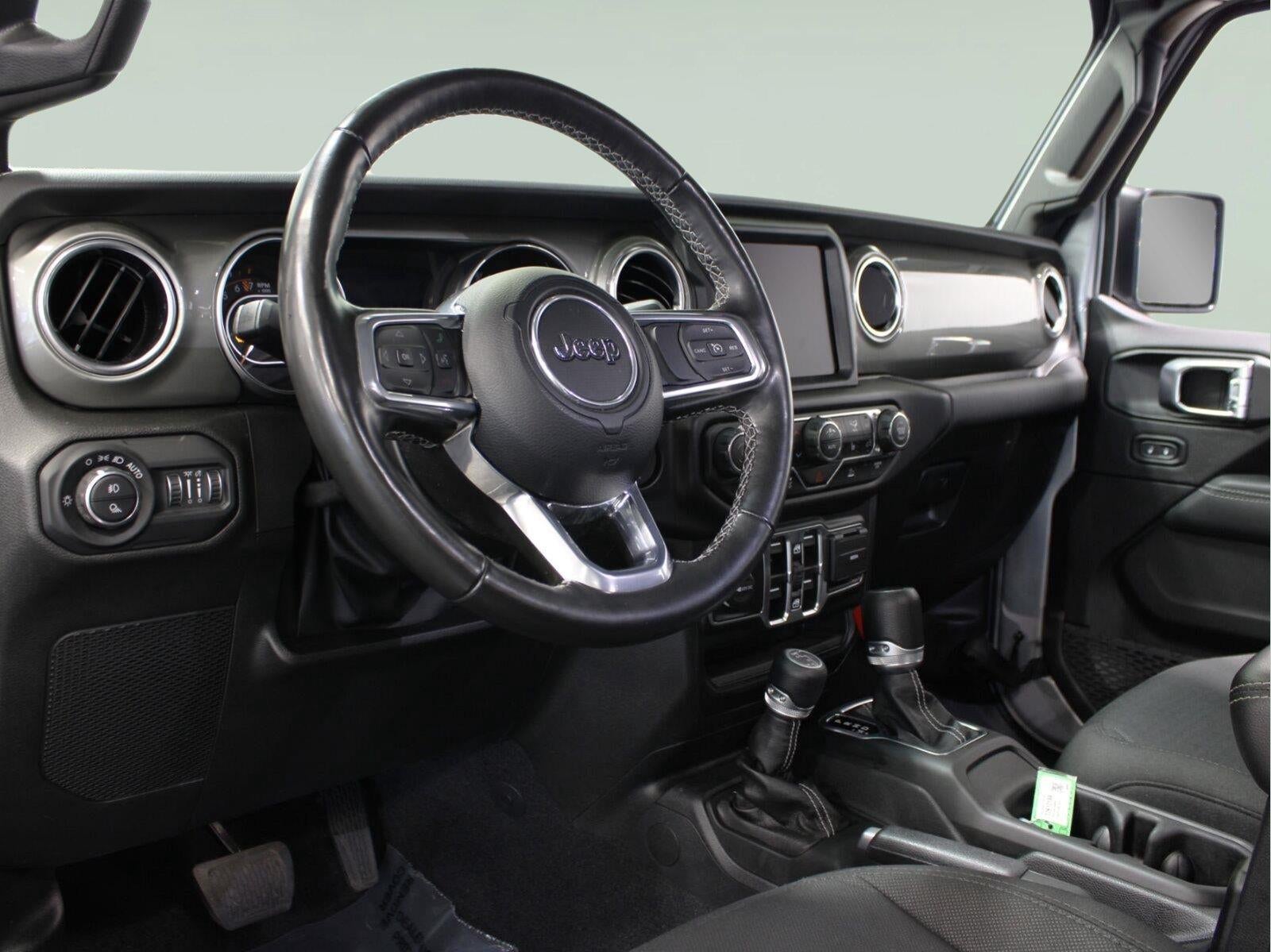 2022 Jeep Gladiator Overland