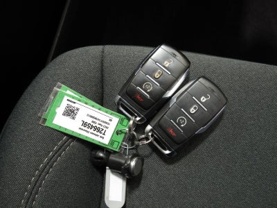 2023 RAM 1500 Big Horn Crew Cab 4x4 5'7" Box