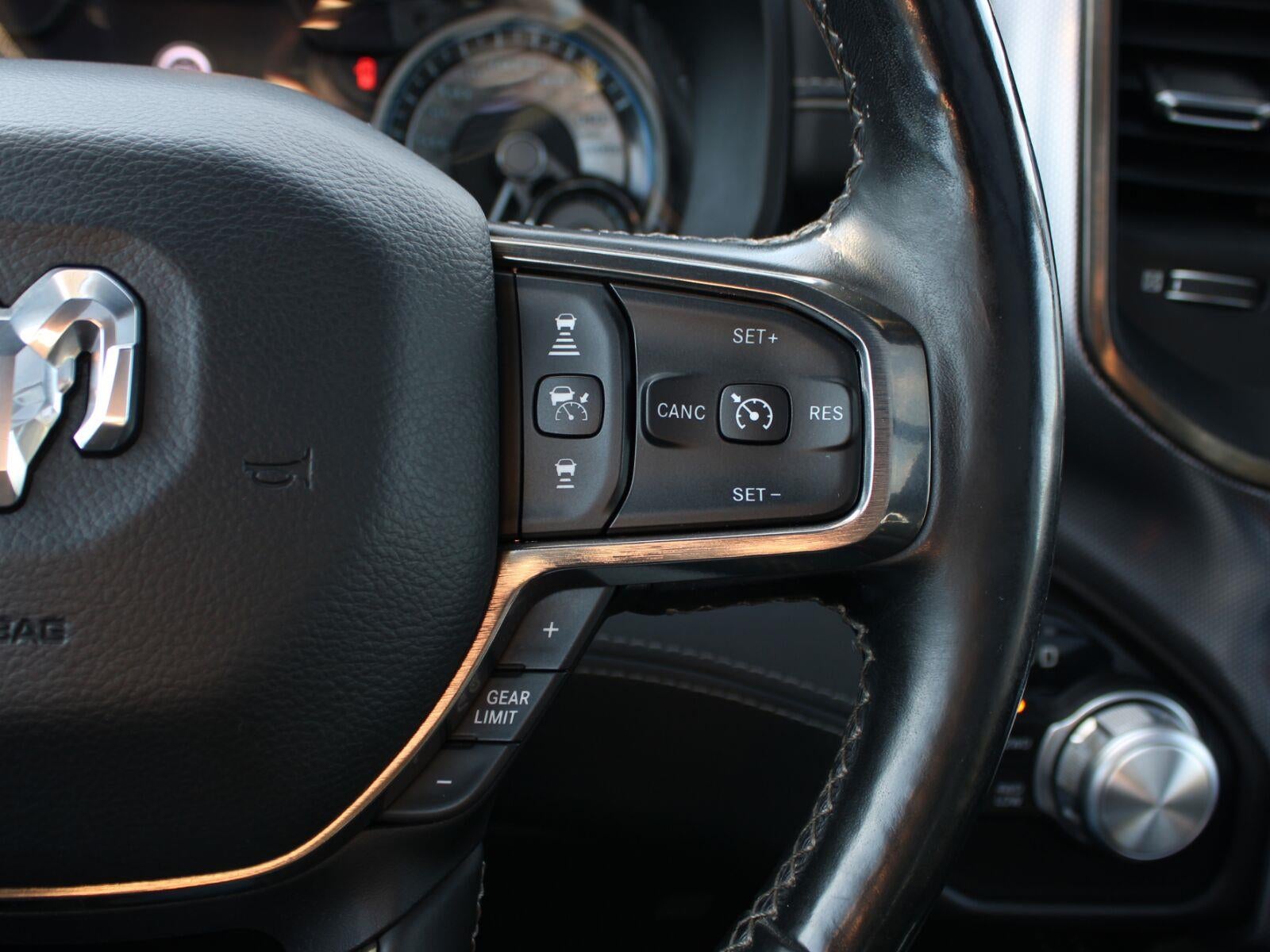 2019 RAM 1500 Limited Crew Cab 4x4 6'4" Box