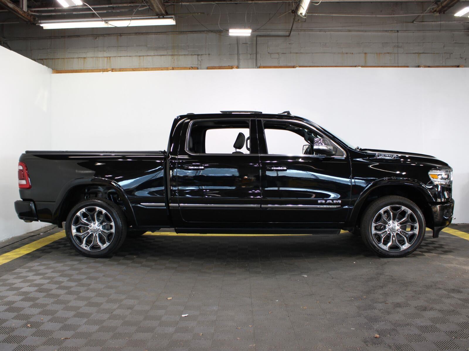 2019 RAM 1500 Limited Crew Cab 4x4 6'4" Box