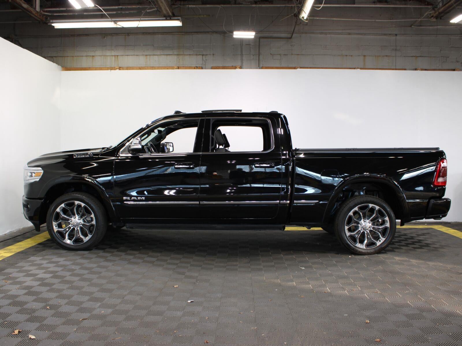 2019 RAM 1500 Limited Crew Cab 4x4 6'4" Box