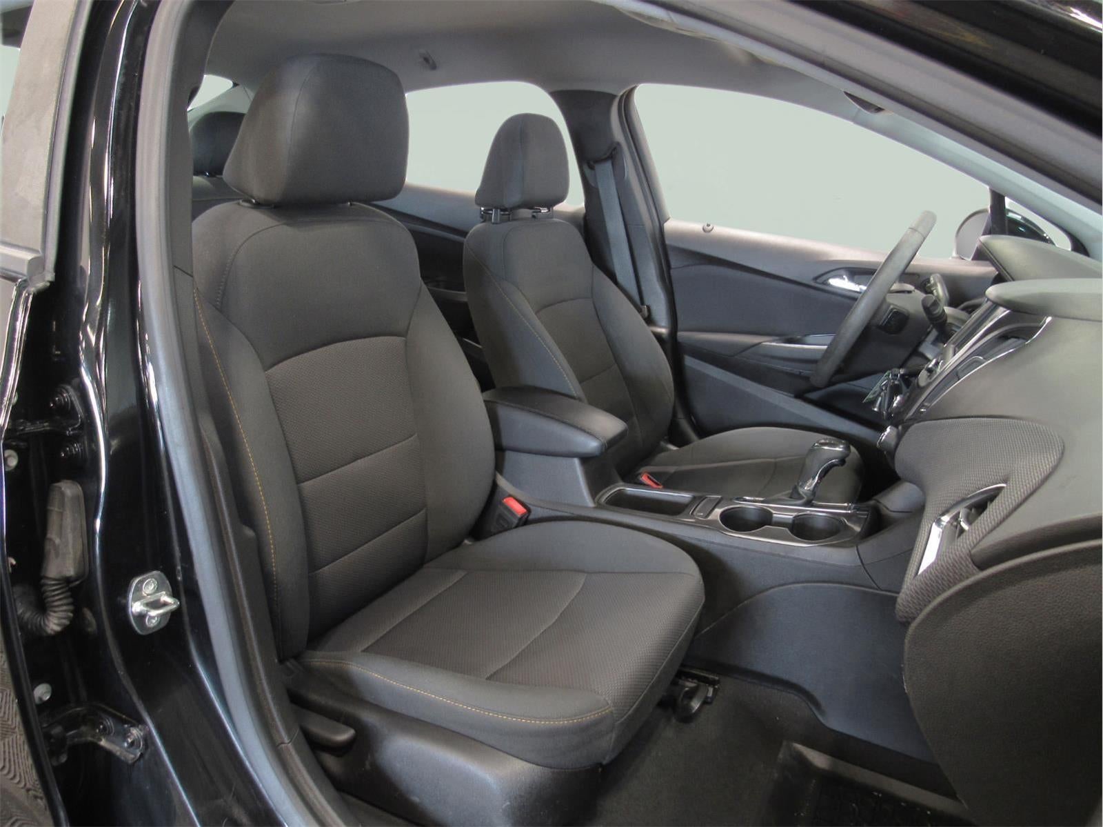 2019 Chevrolet Cruze LS