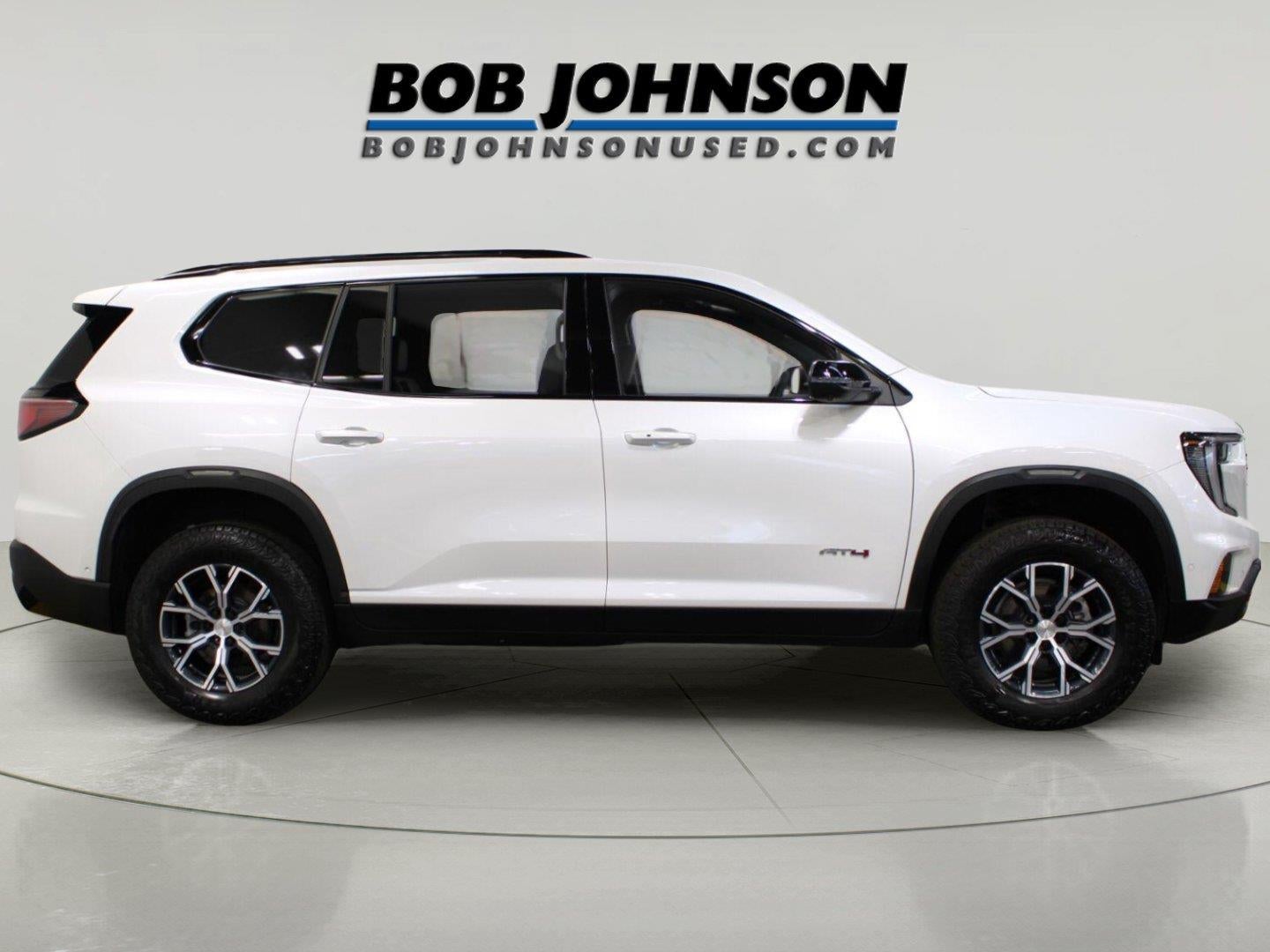 2025 GMC Acadia AT4