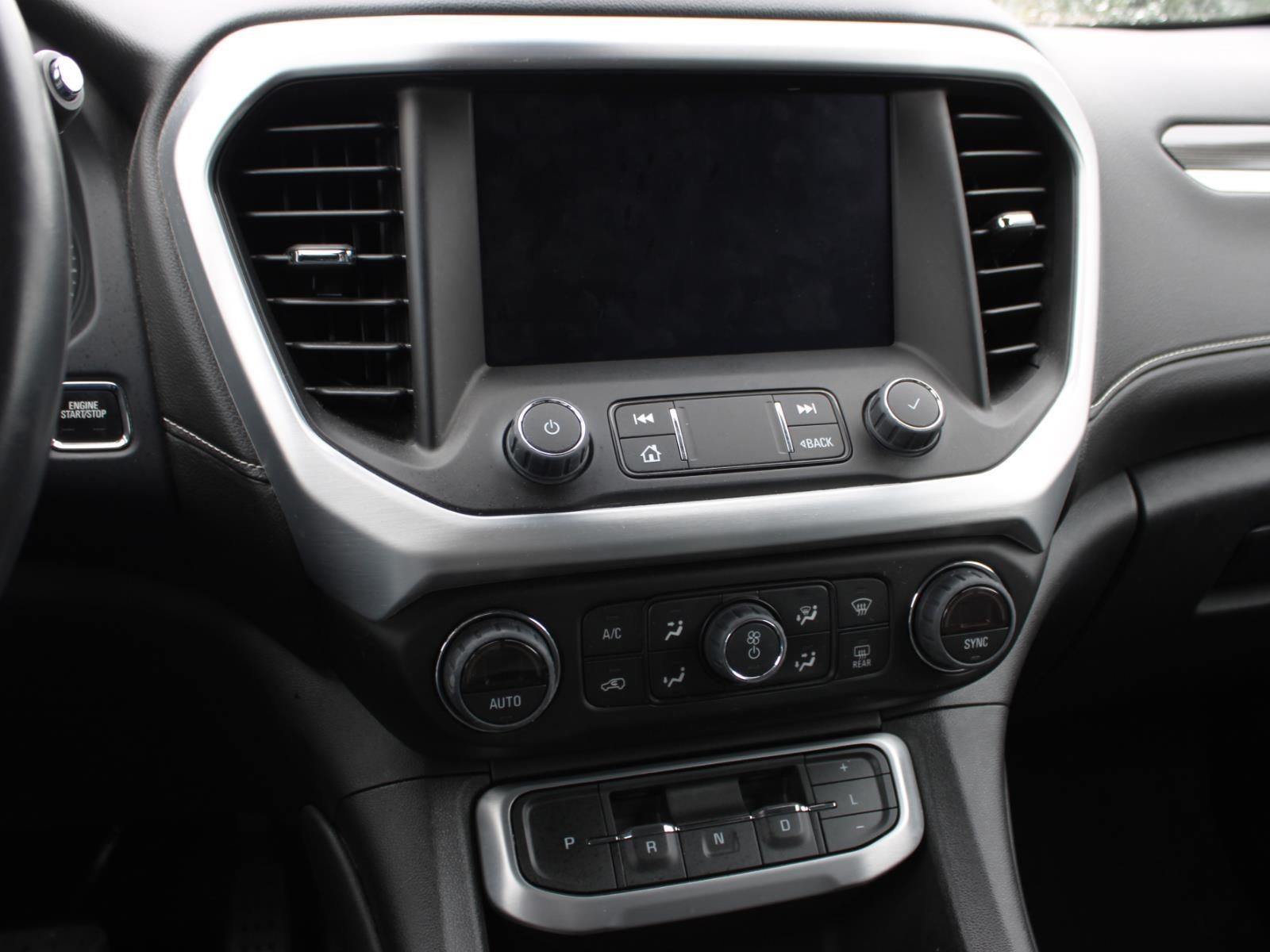 2022 GMC Acadia SLT