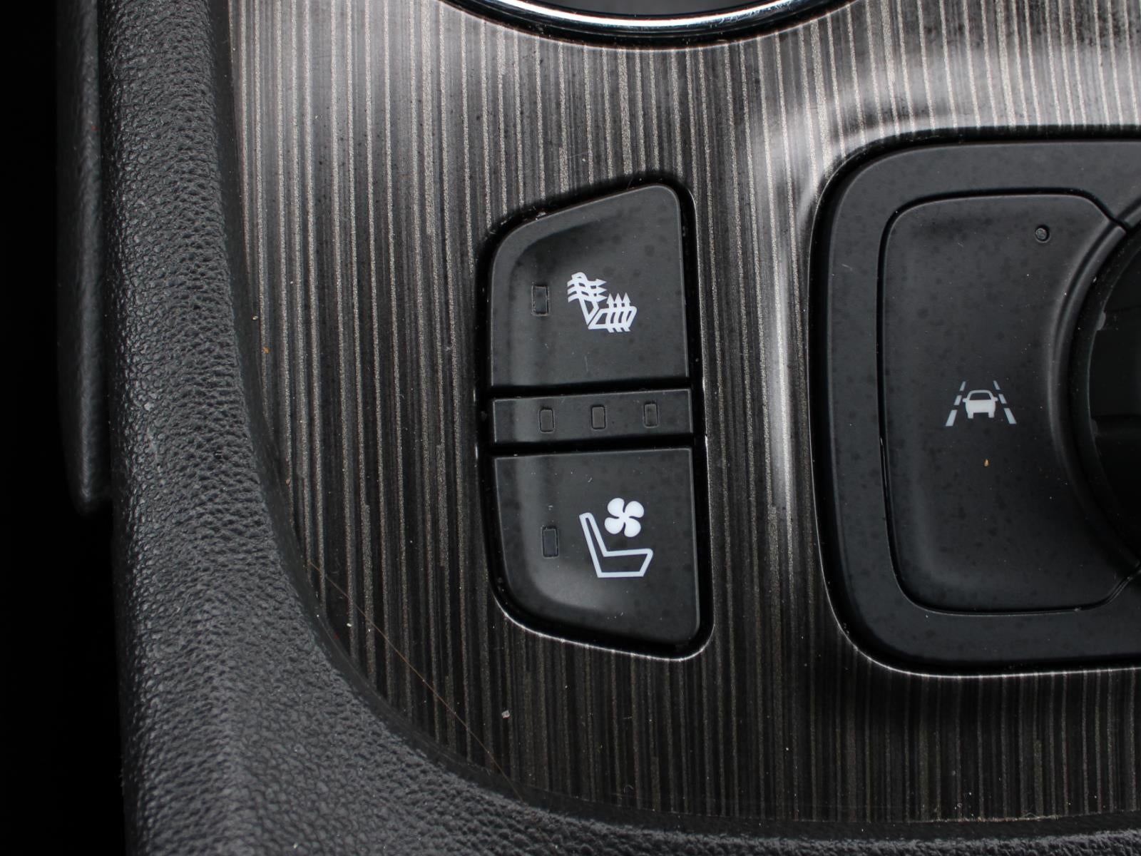 2022 GMC Acadia SLT