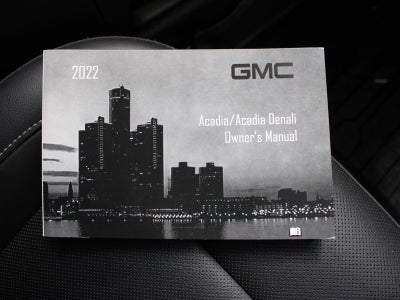 2022 GMC Acadia SLT