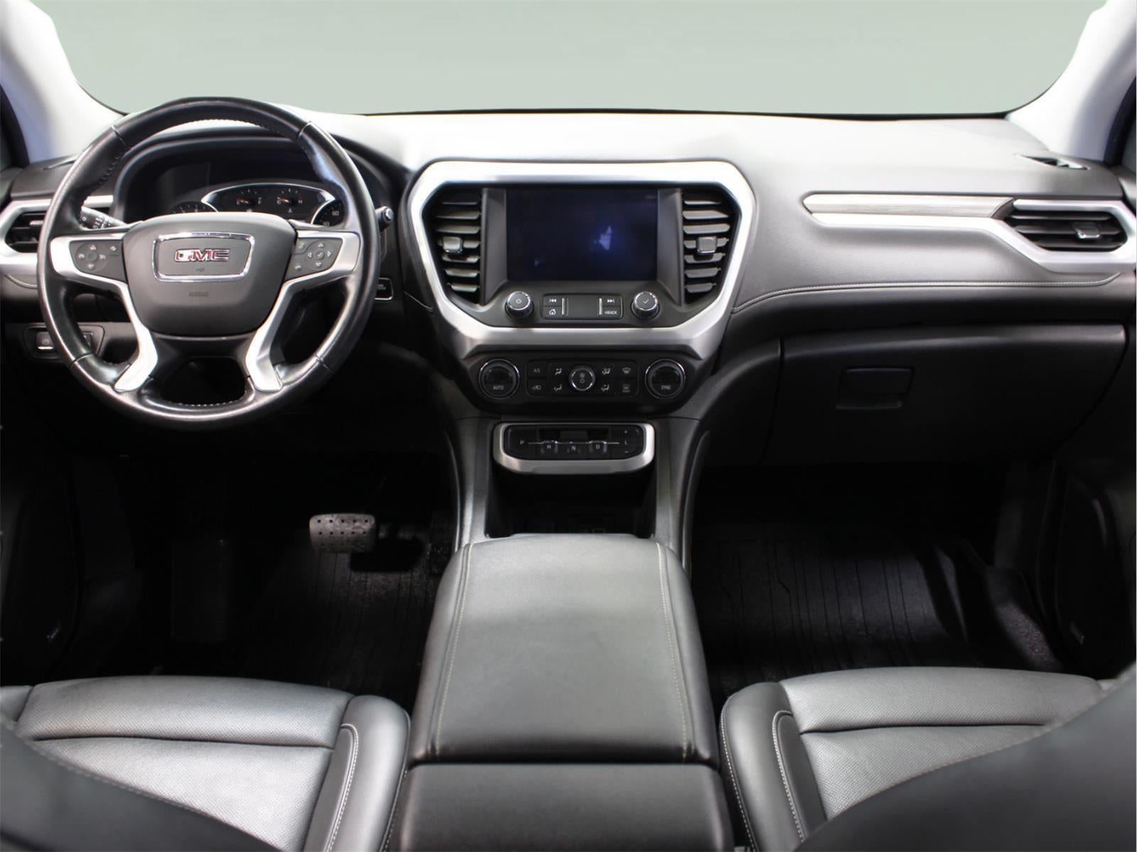 2022 GMC Acadia SLT