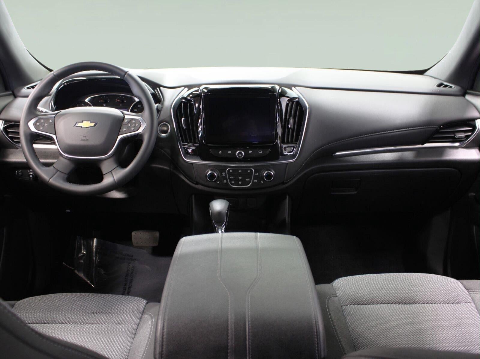 2024 Chevrolet Traverse Limited LT Cloth