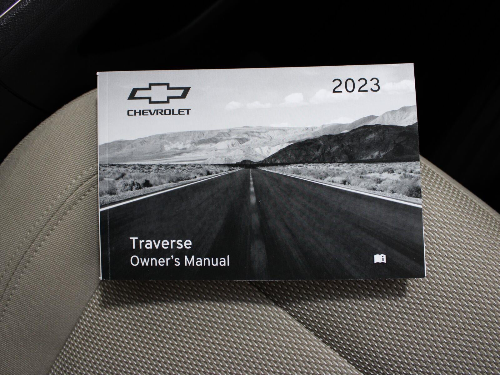 2023 Chevrolet Traverse LS