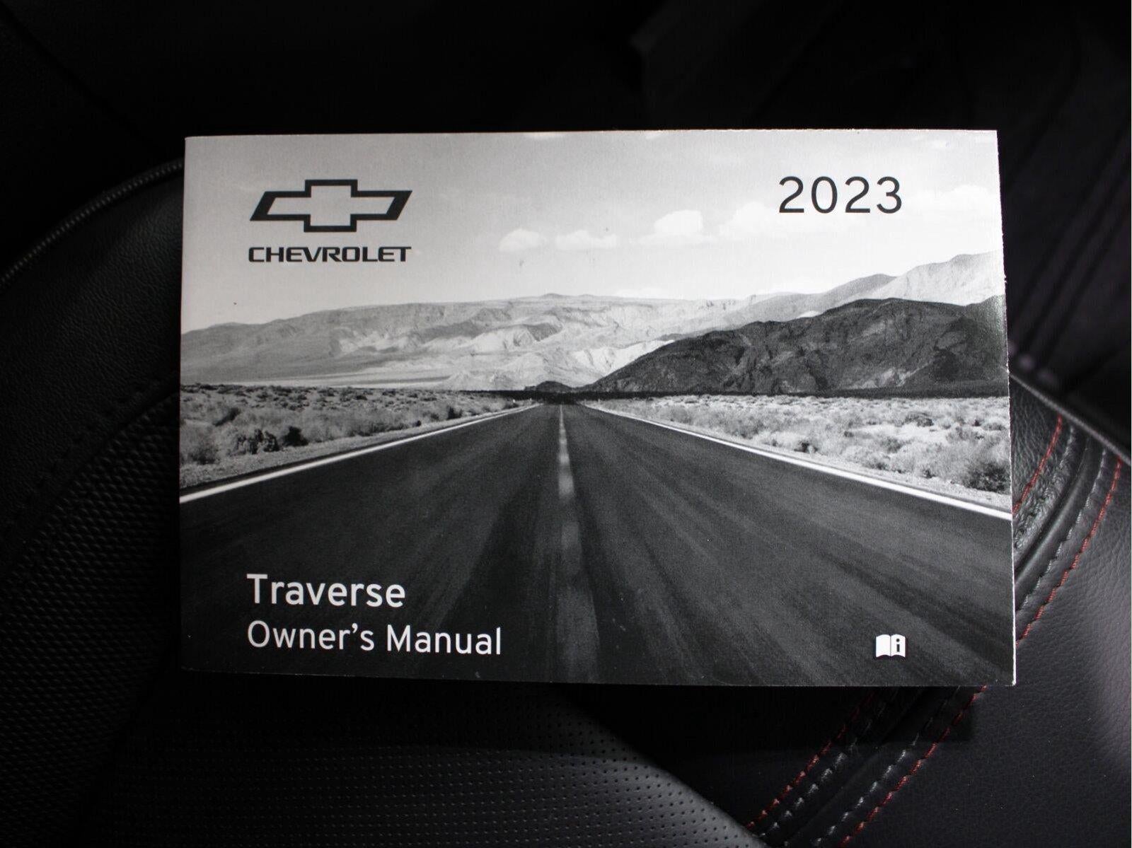 2023 Chevrolet Traverse RS