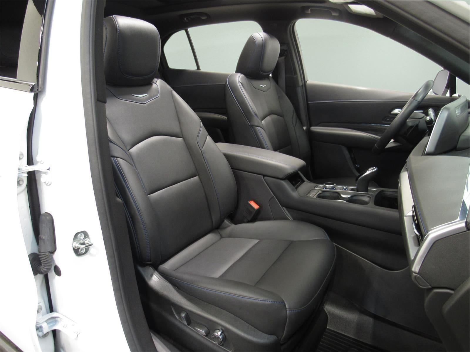 2025 Cadillac XT4 Sport