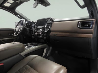 2023 Nissan TITAN Crew Cab Platinum Reserve 4x4
