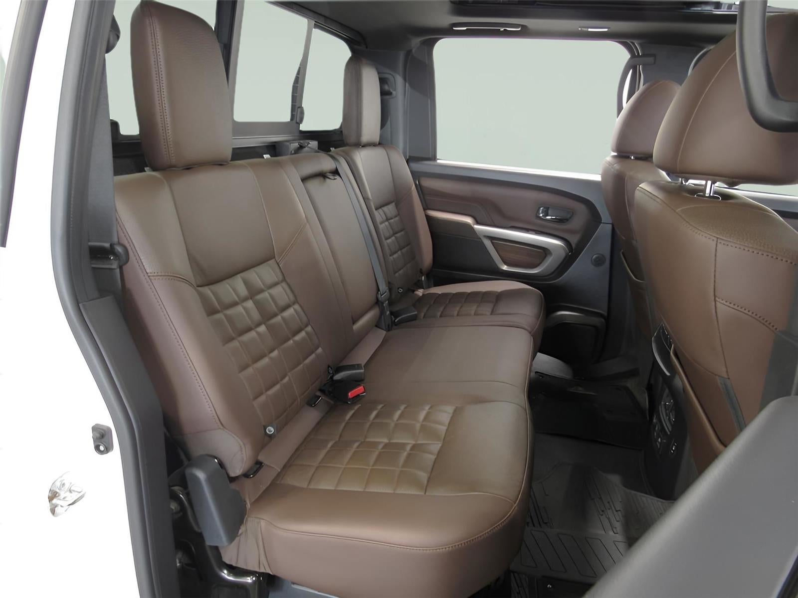 2023 Nissan TITAN Crew Cab Platinum Reserve 4x4