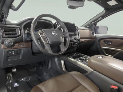 2023 Nissan TITAN Crew Cab Platinum Reserve 4x4