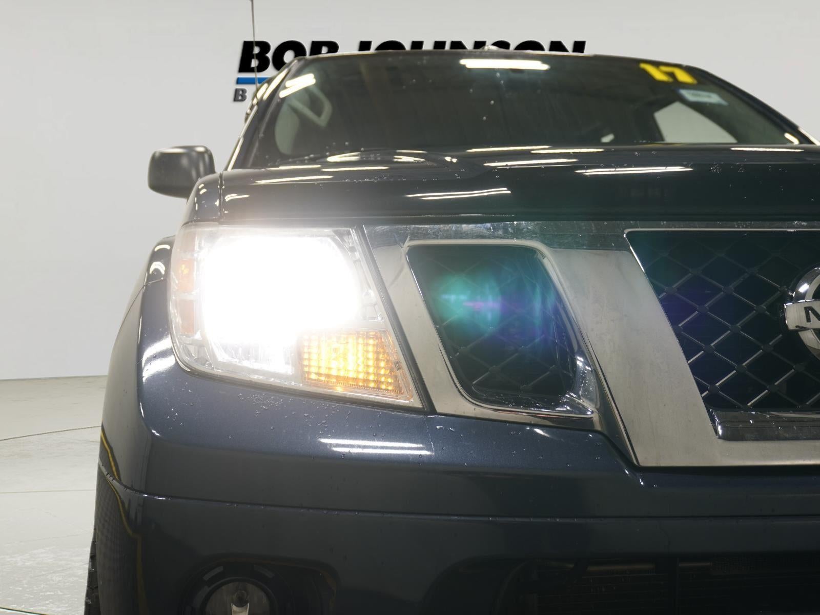 2017 Nissan Frontier SV V6