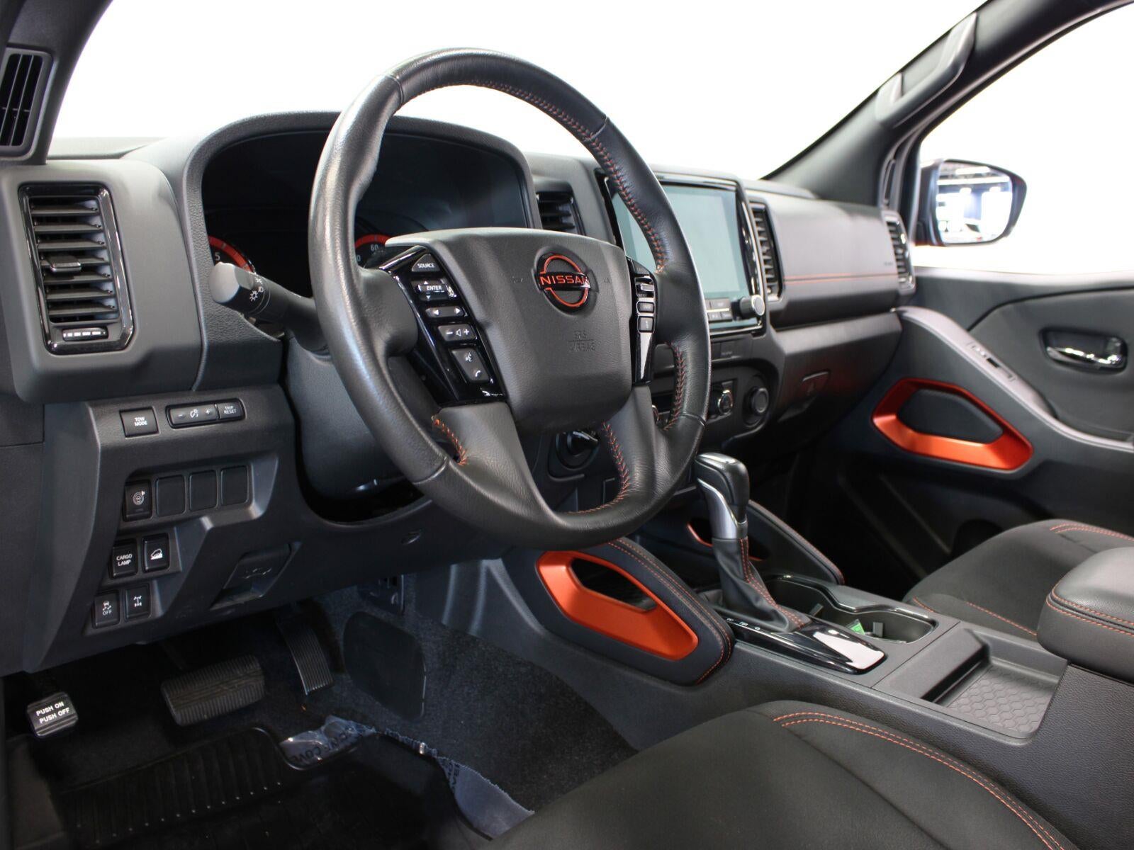 2024 Nissan Frontier Crew Cab PRO-4X 4x4