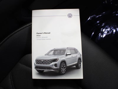 2025 Volkswagen Atlas 2.0T SE w/Technology