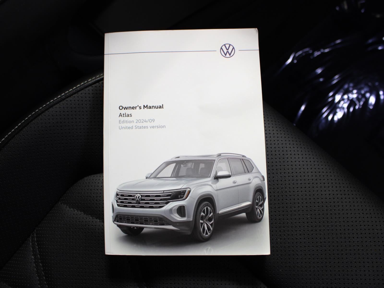 2025 Volkswagen Atlas 2.0T SE w/Technology