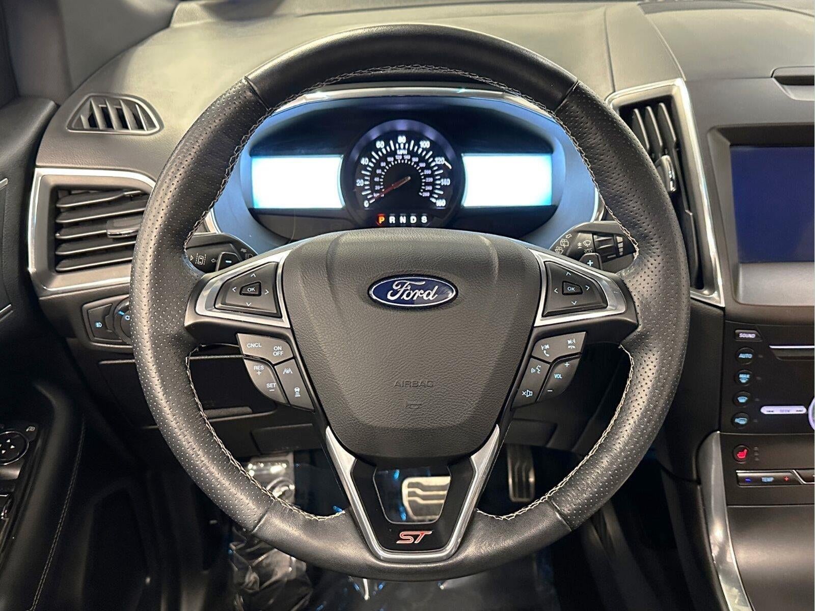2019 Ford Edge ST
