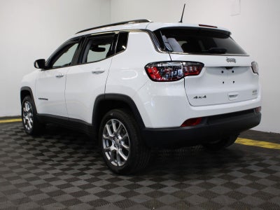 2022 Jeep Compass Latitude Lux 4x4