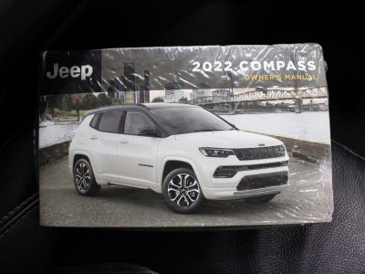 2022 Jeep Compass Latitude Lux 4x4