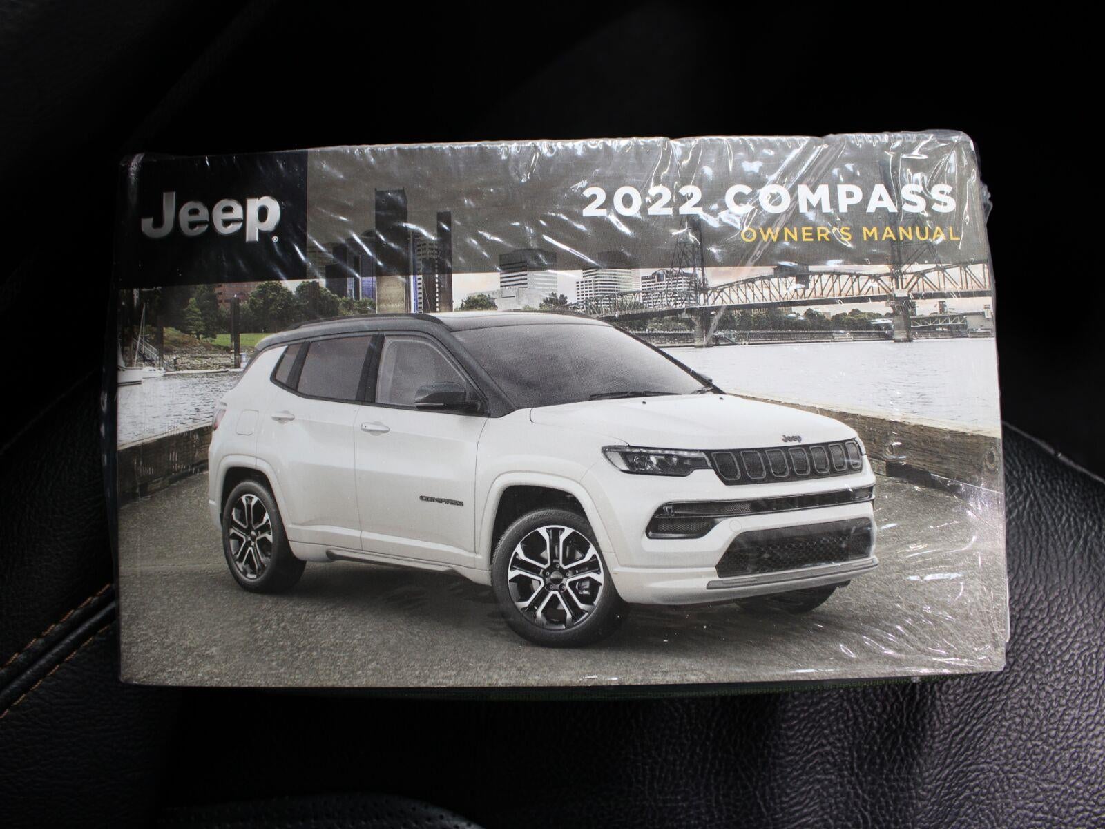 2022 Jeep Compass Latitude Lux 4x4