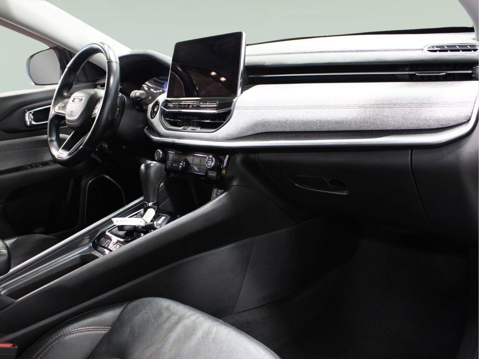 2022 Jeep Compass Latitude Lux 4x4