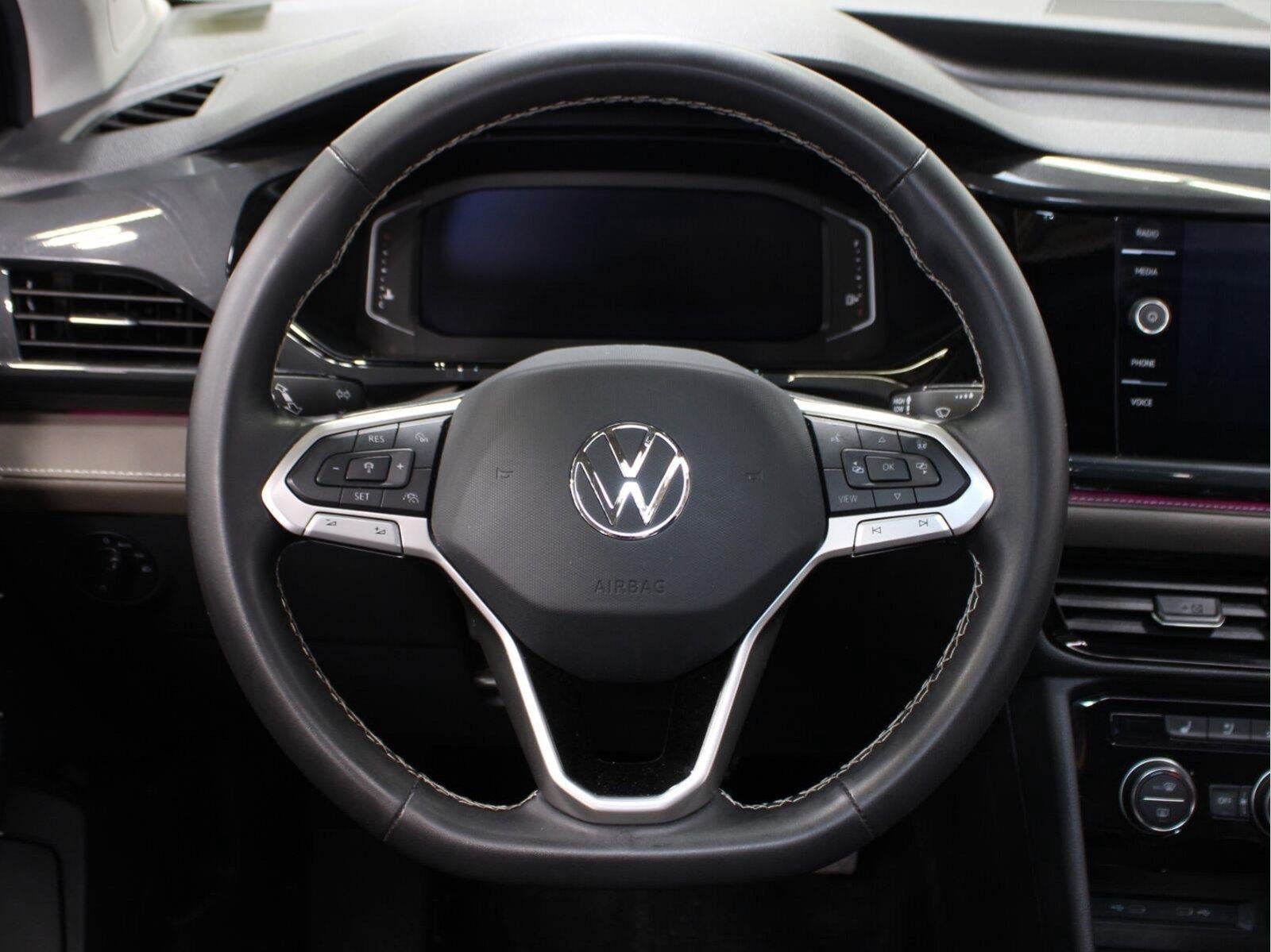 2024 Volkswagen Taos SEL