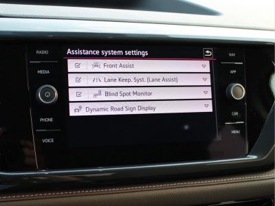 2024 Volkswagen Taos SEL