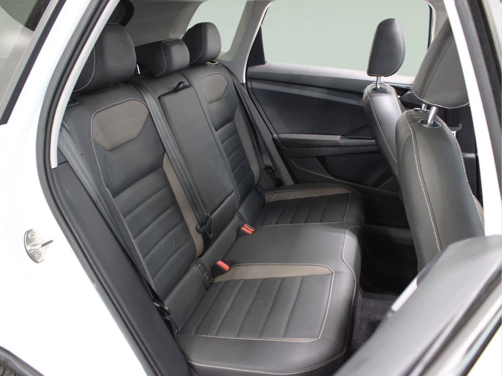 2024 Volkswagen Taos SEL