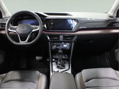 2024 Volkswagen Taos SEL