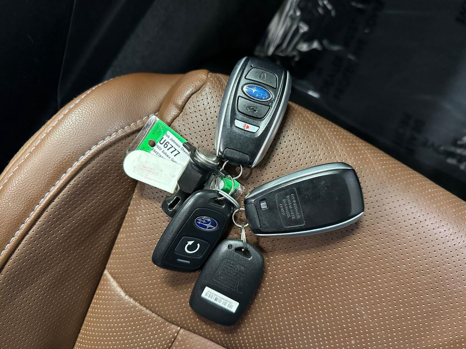 2022 Subaru Outback Touring
