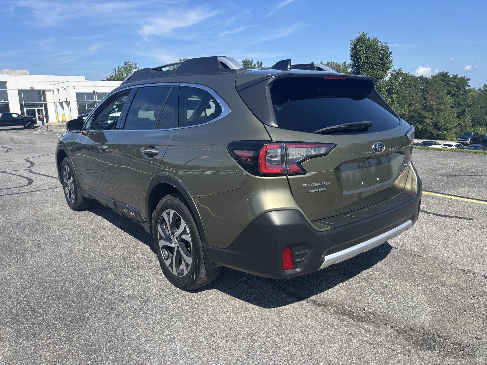2022 Subaru Outback Touring