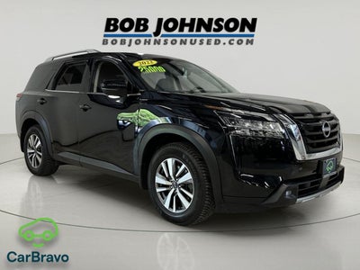 2022 Nissan Pathfinder SL 4WD