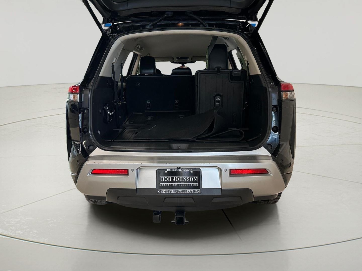 2022 Nissan Pathfinder SL 4WD