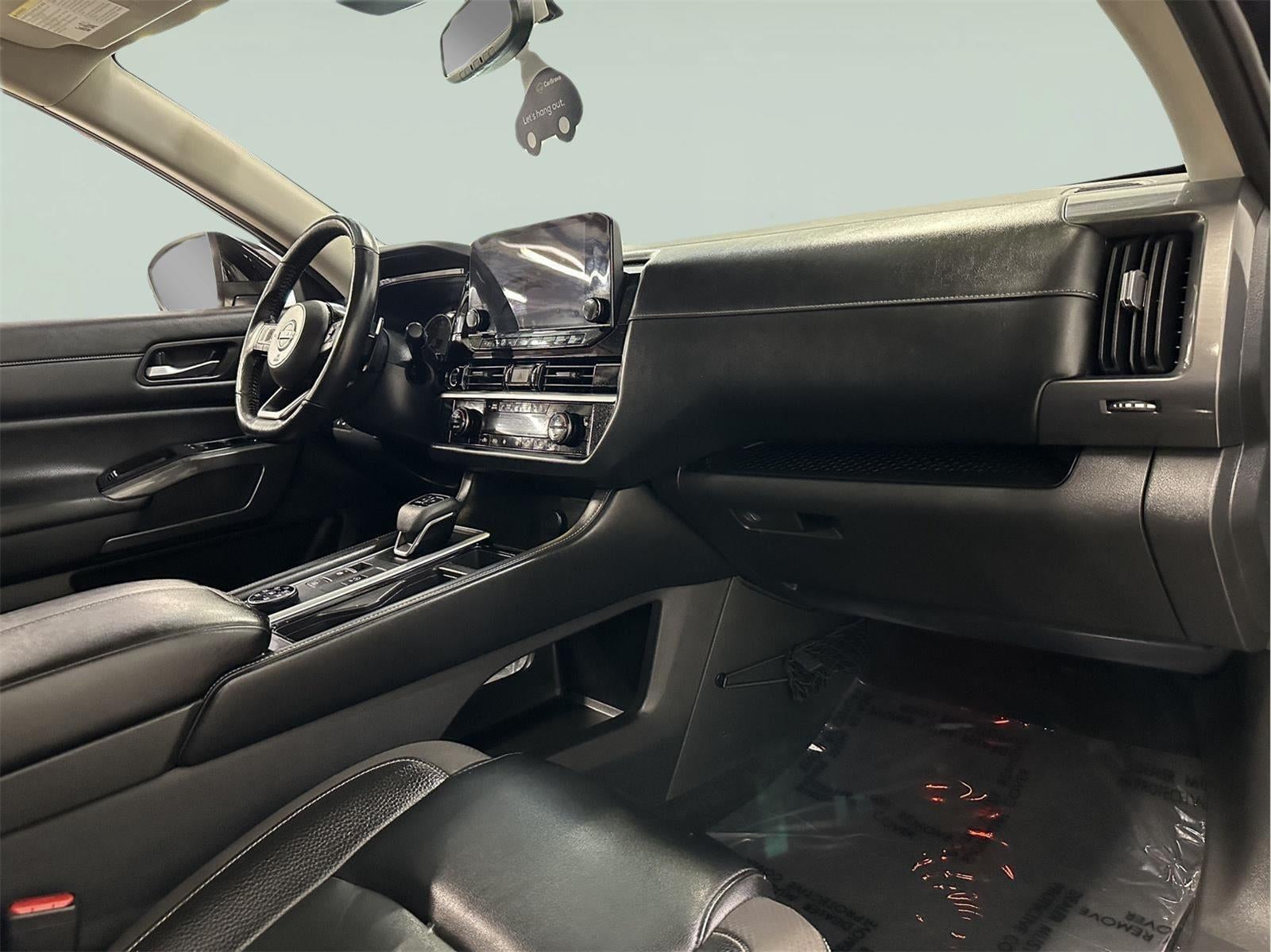 2022 Nissan Pathfinder SL 4WD