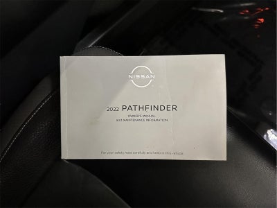2022 Nissan Pathfinder SL 4WD