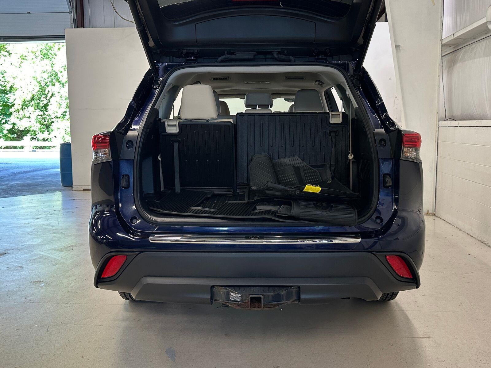 2023 Toyota Highlander Hybrid XLE