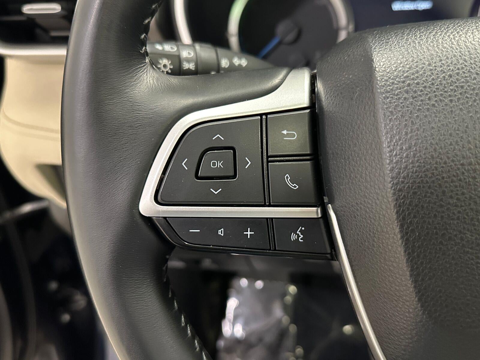 2023 Toyota Highlander Hybrid XLE