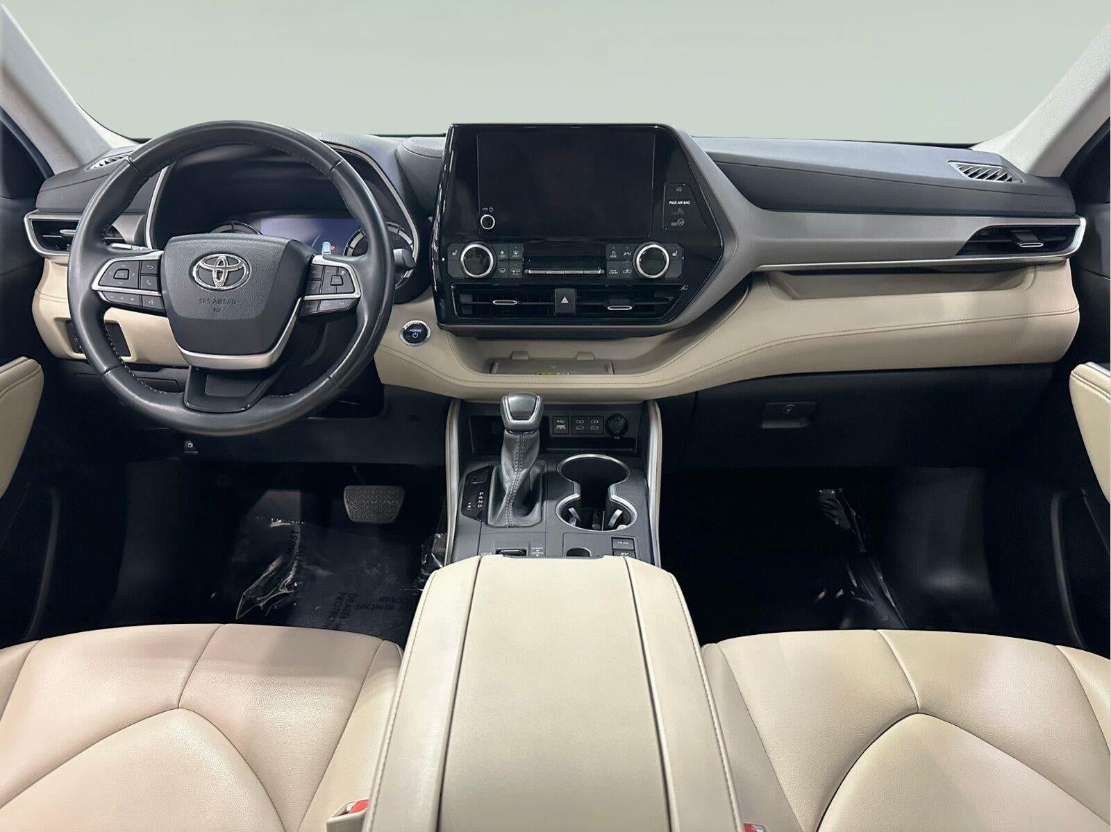 2023 Toyota Highlander Hybrid XLE