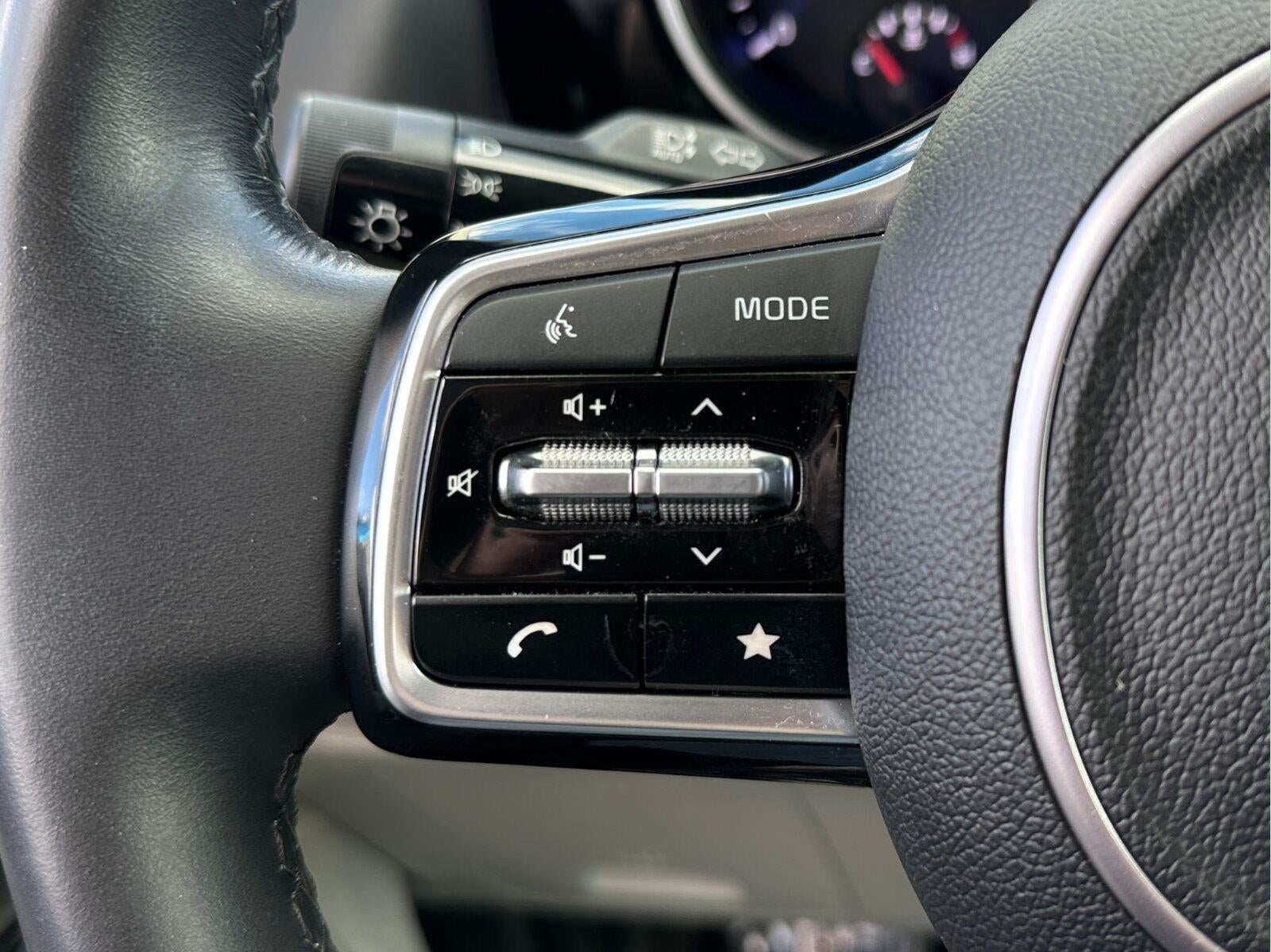 2024 Kia Carnival MPV EX
