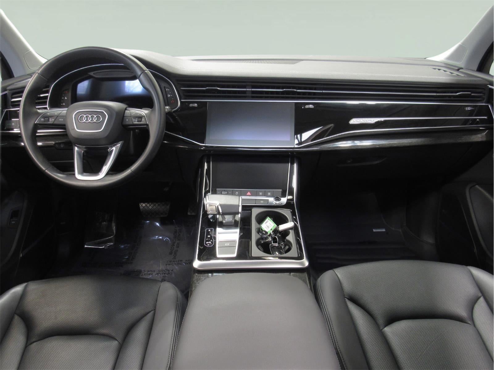 2023 Audi Q7 Premium Plus 45 TFSI quattro Tiptronic